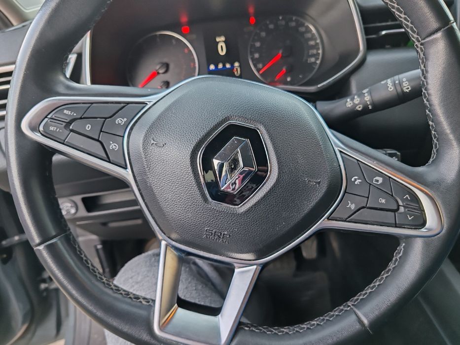 Renault Clio Zen 2020 cu 70000 km