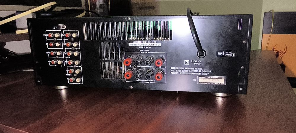 Vând amplificator Akai AM-47