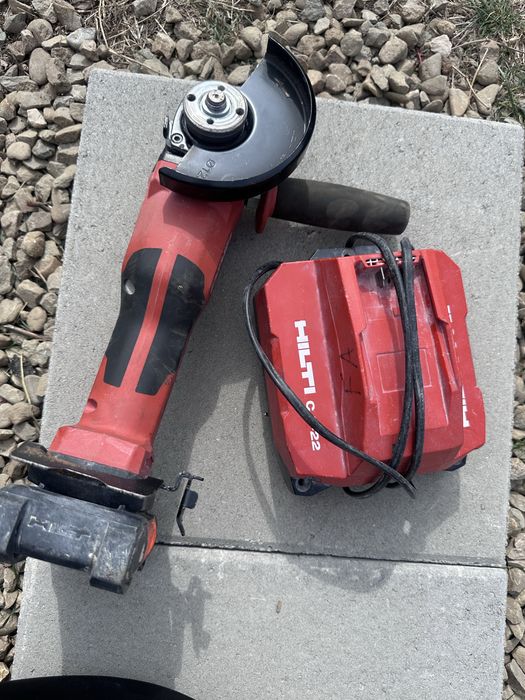 Polizor Unghiular / Flex Hilti AG 6D-22 Nuron + Încărcător C 6-22