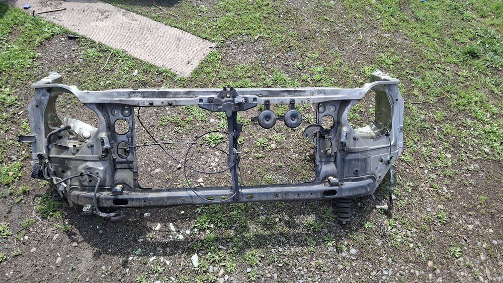 Телевизор на Тойота прадо 120