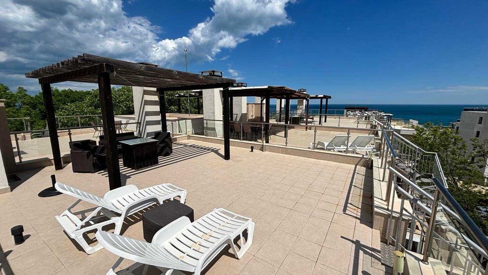 Двустаен апартамент в гр. Бяла със самостоятелна панорамна тераса