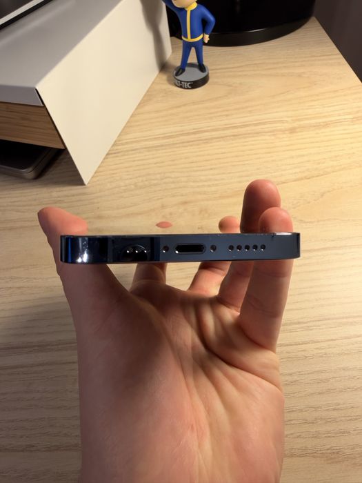 iPhone 13 Pro 128 GB 84% baterie