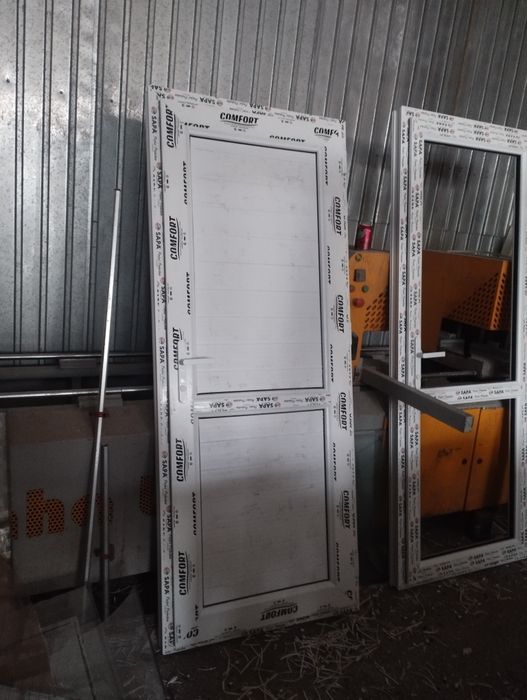 Пластиковый двери пластикалық есыктер