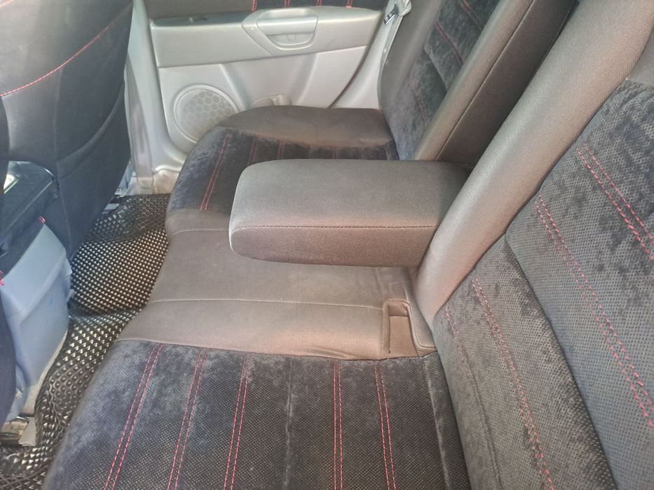 Продам машину мазда 3