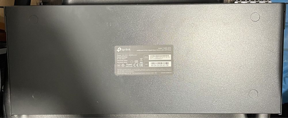 Switch TpLink 24 porturi Gigabit - Ca nou