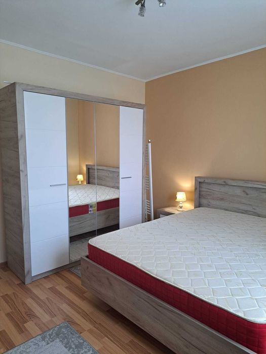 Proprietar inchiriez apartament 2 camere Str. Oituz