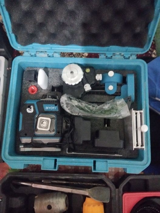 Продам инструменты в отличном состоянии