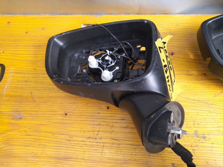 Огледало мазда 3 Mazda 3 2018 ляво