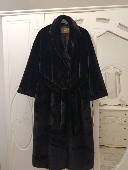 Продам новую шубу