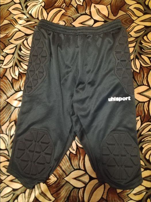 Pantaloni pentru portar.