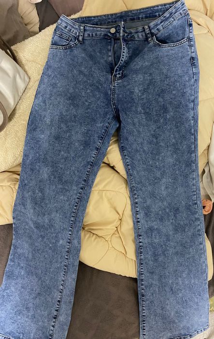 Продавам сини дънки