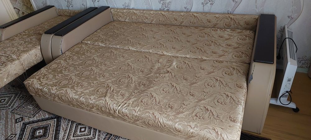 Продам диван и кресло