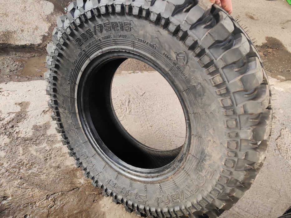 215.90/15 Алтайшина,Кама.Уазик шины