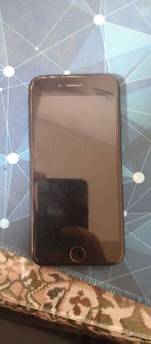 Айфон 7 128 память 79% акомулятор с коробкой