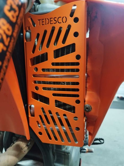 KTM & Husqvarna гардове за радиатори Tedesco®