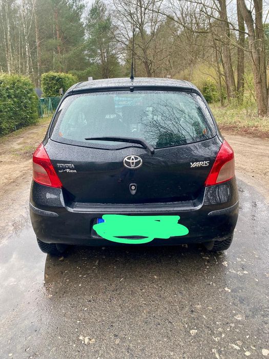 Vând Toyota Yaris