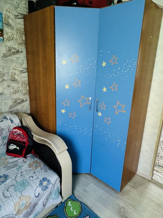 шкаф детский  угловой
