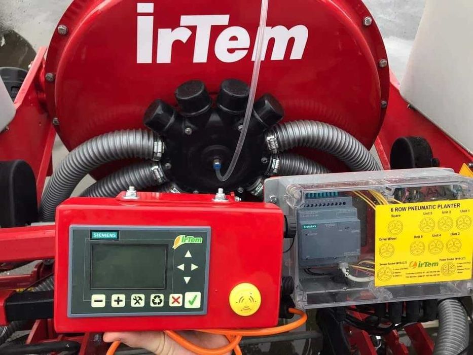 Semanatoare plante prasitoare irtem 6 randuri cu calculator