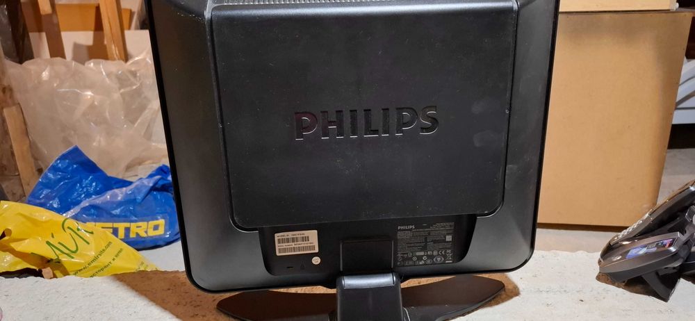 Монитор Philips 190C7 19"