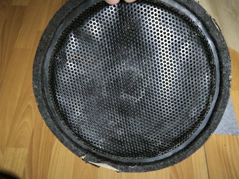 Сабвуфер продам .