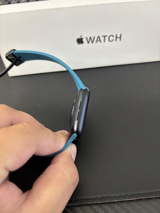 Apple Watch SE 2 44 mm.