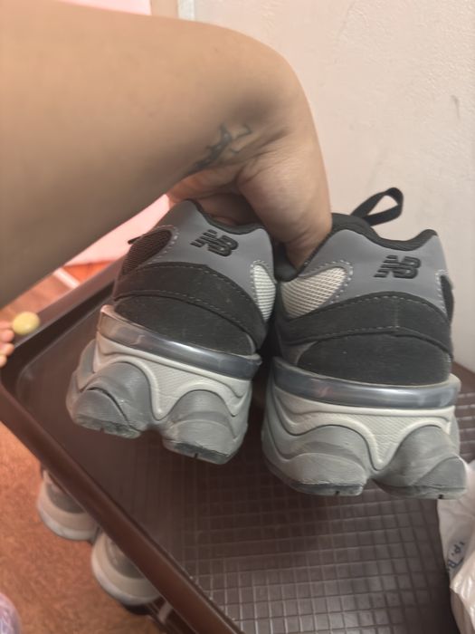 New balance 9060