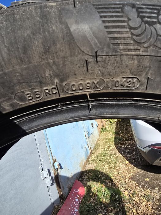 Продам шины Michelin  285/50 R20