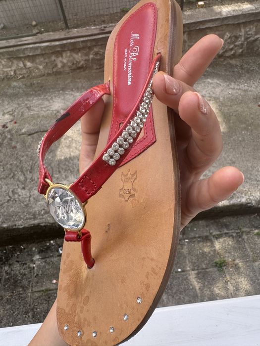 Оригинални чехли с камъчета Blumarine