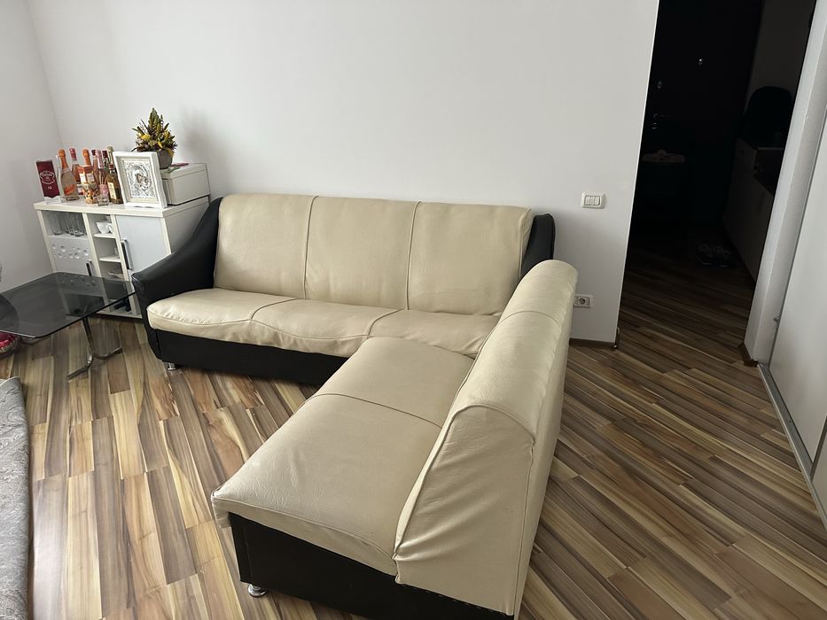 Canapele living stare excelenta