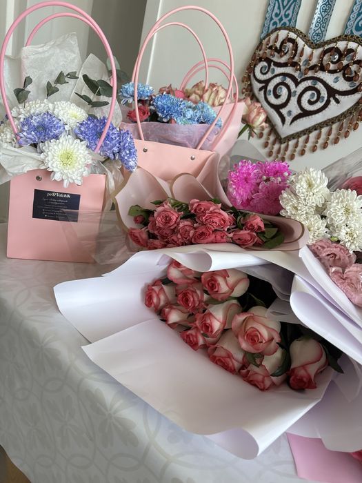 Букет цветов, цветы по 1000