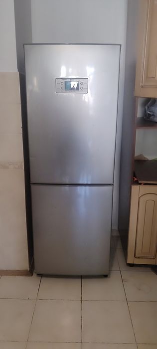 Продам холодильник LG