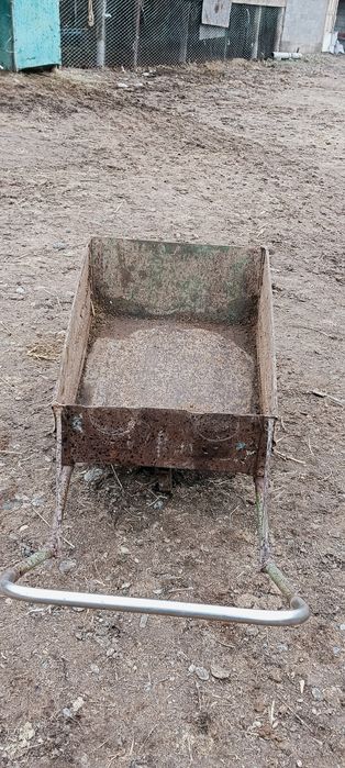 Қол арба сатылалады