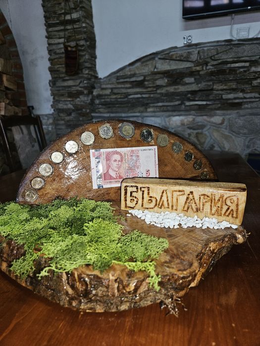 Ръчно изработени дървени изделия – дъски за рязане, играчки, пирографи