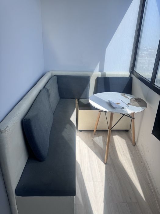 продается диванчик