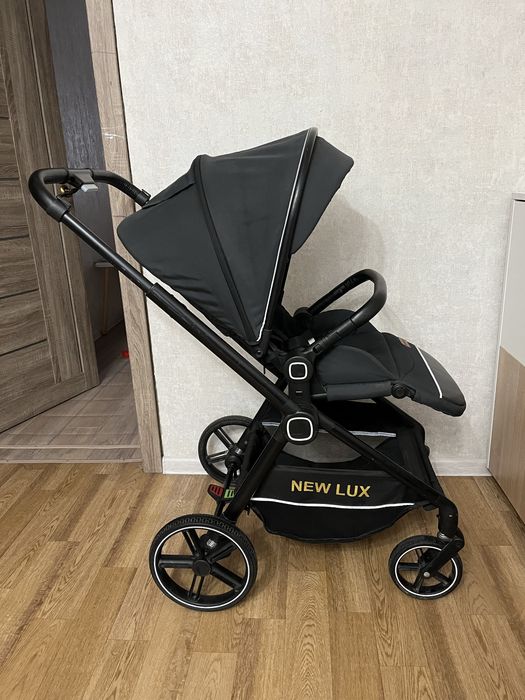 Продам коляску new lux в хорошем состоянии.