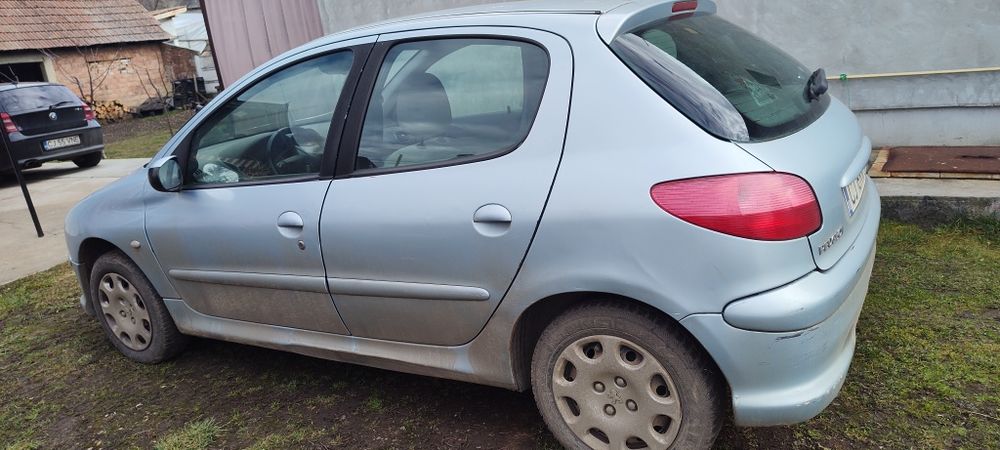 Peugeot 206 1,4  benzina
