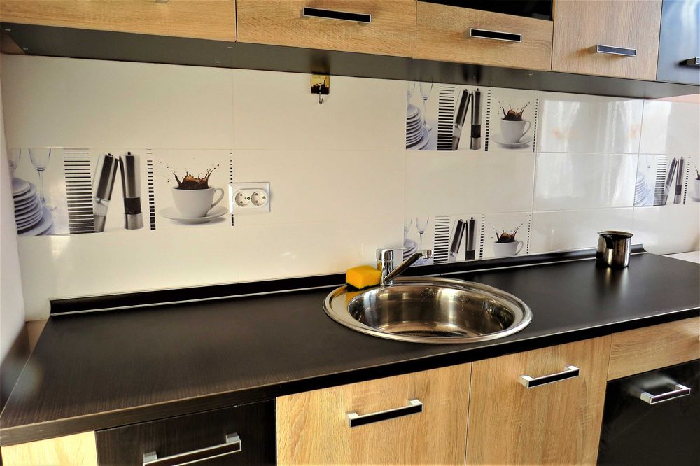 2 camere, etaj 1, perfect pozitionat Centru, fara comisioane