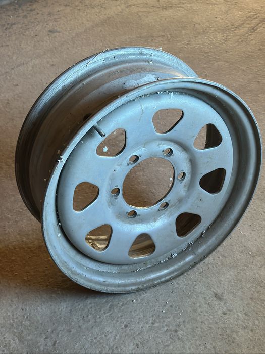 Оригинални стоманени/железни джанти за джип от Patrol 16”–6×139.7