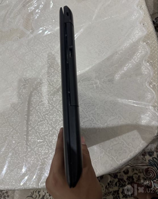 Noutbuk Lenovo N3060 4GB RAM 15.6 dyum