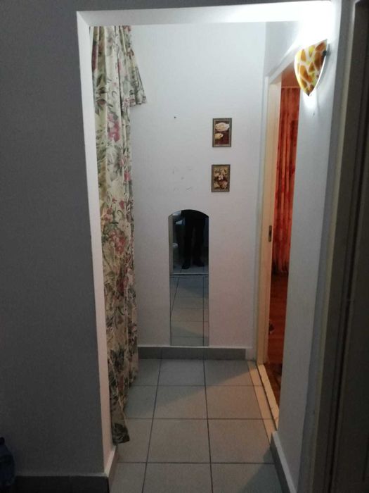 apartament 3 camere de vanzare