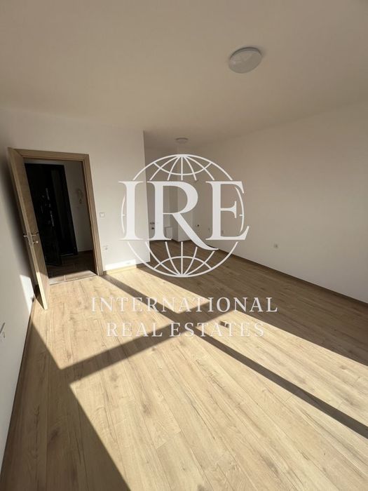 Продава се Двустаен апартамент в Варна, Младост 1 - 55 кв.м за 1206 €/кв.м - Снимка #1