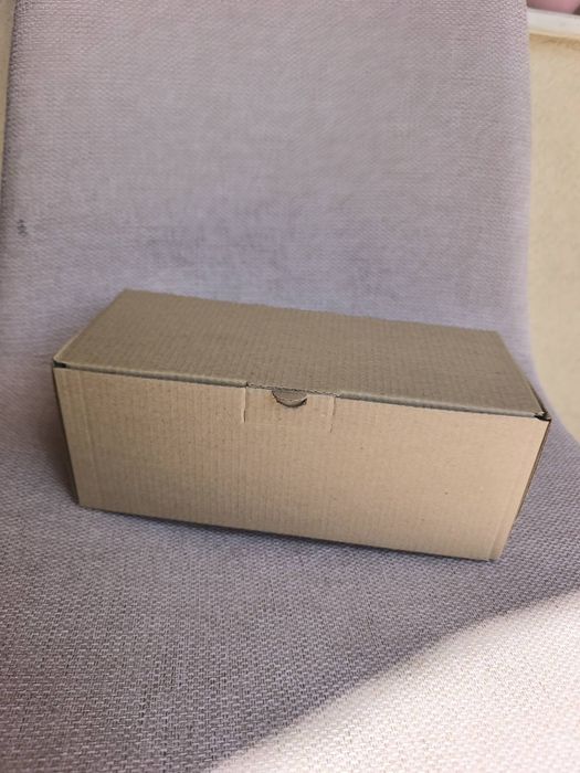 Картонена кутия 24.5x10x10, 31 броя