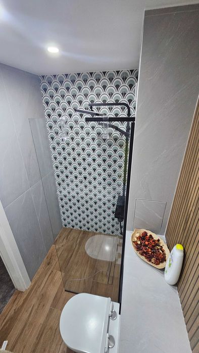 Дава се под наем Двустаен апартамент в Бургас, Славейков - 65 кв.м за 510 € - Снимка #2