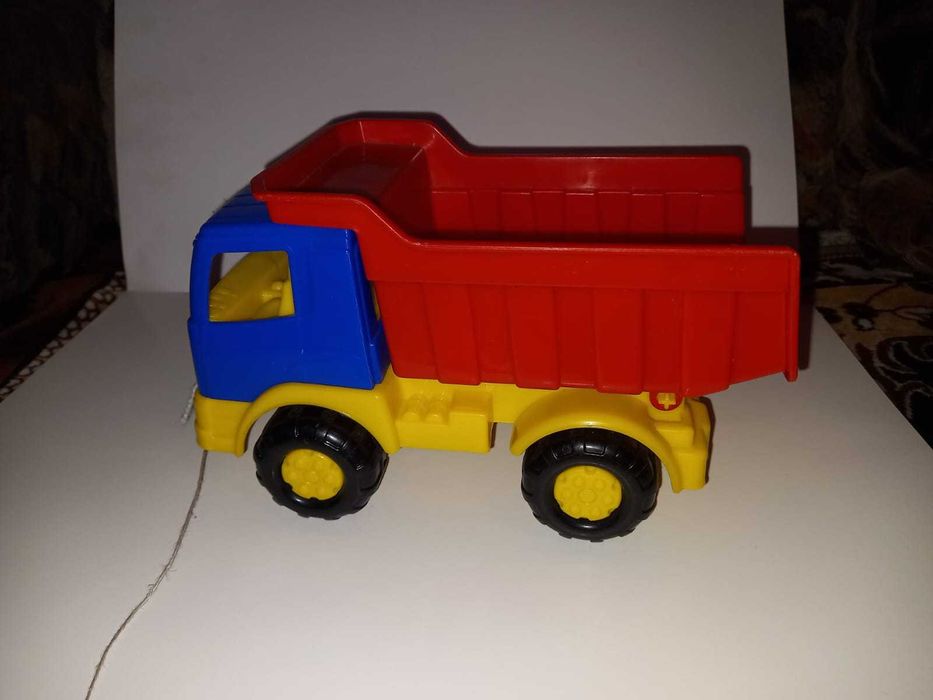 Продам детские игрушки