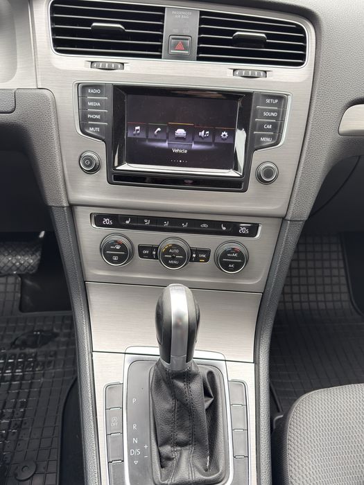 Volkswagen Golf 7, break, 2015 DSG - Motor 2.0 TDI, bine intretinut