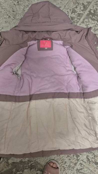 Продам зимний пуховик куртка для девочки, размер 128