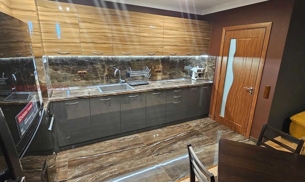 Продава се Двустаен апартамент в София, Надежда 1 - 70 кв.м за 1676 €/кв.м - Снимка #10
