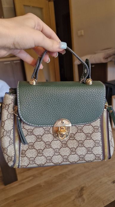 Красива Дамска чанта