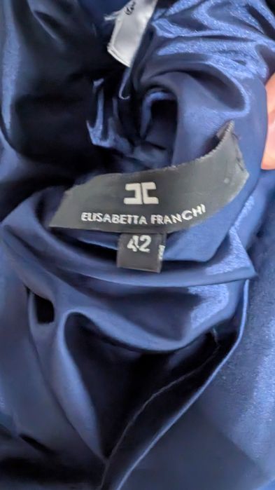 Elisabeta franchi 2 rochite