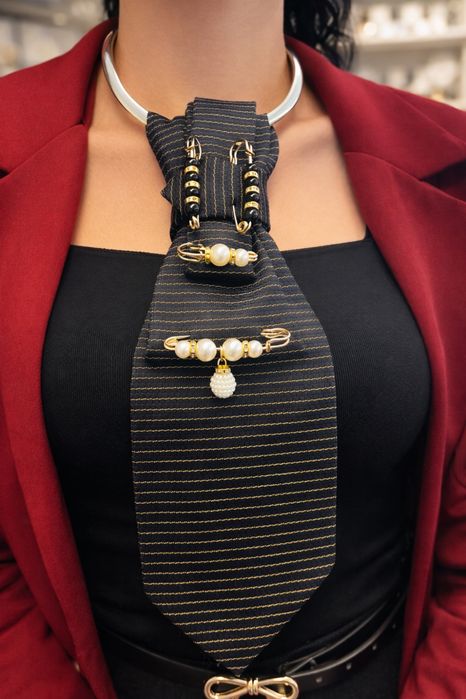 Уникален аксесоар бижу вратовръзка